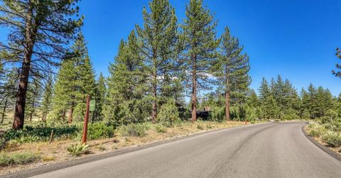 7445 Lahontan Drive, Truckee, CA 96161 Photo