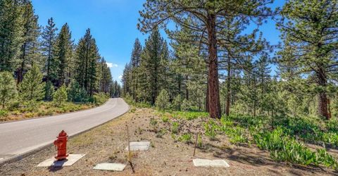 7445 Lahontan Drive, Truckee, CA 96161 Photo