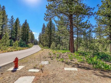 7445 Lahontan Drive, Truckee, CA 96161 Photo