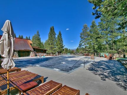 7445 Lahontan Drive, Truckee, CA 96161 Photo