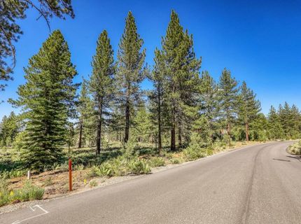 7455 Lahontan Drive, Truckee, CA 96161 Photo