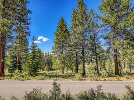 7455 Lahontan Drive, Truckee, CA 96161 Photo