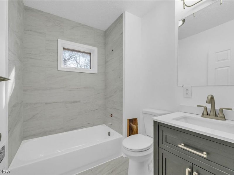 1139 E 74th Street, Cleveland, OH 44103 Photo 17