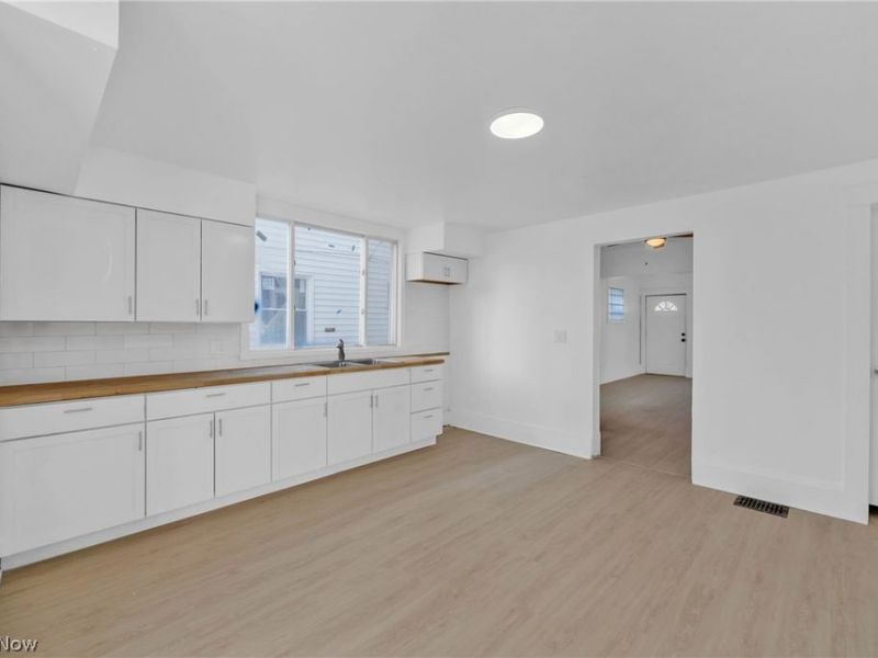 1139 E 74th Street, Cleveland, OH 44103 Photo 27