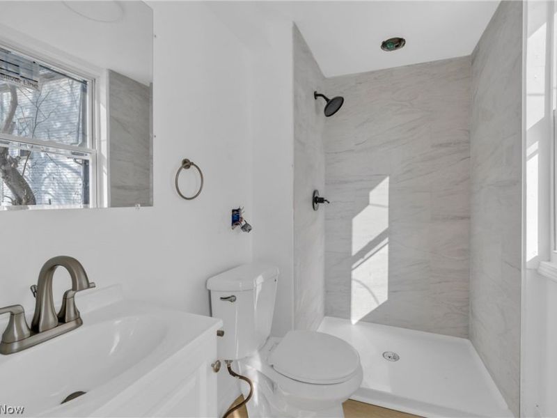 1139 E 74th Street, Cleveland, OH 44103 Photo 28