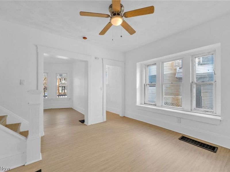 1139 E 74th Street, Cleveland, OH 44103 Photo 3