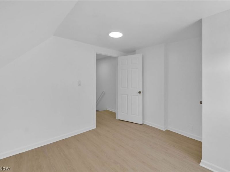 1139 E 74th Street, Cleveland, OH 44103 Photo 38