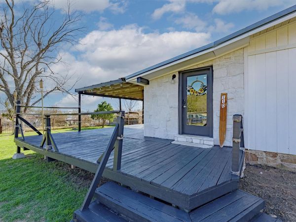110 Lakewood DR, Burnet, TX 78611