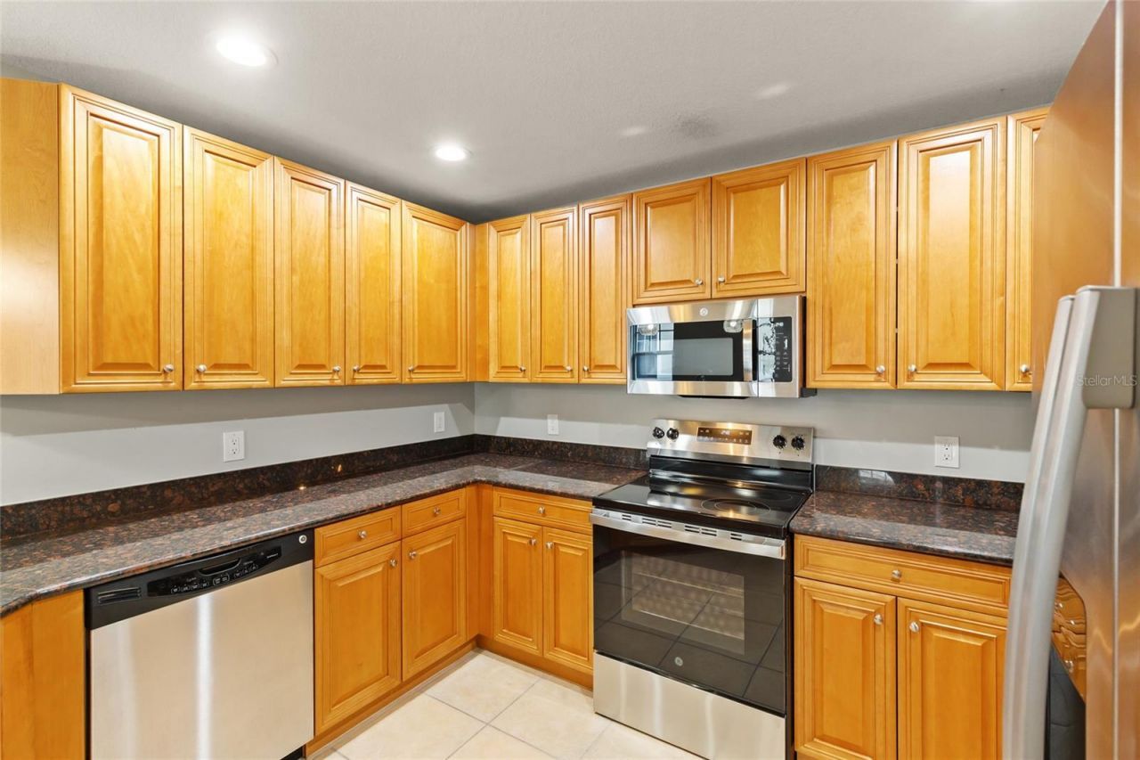 240 W End Drive, Unit 311, Punta Gorda, FL 33950 Photo