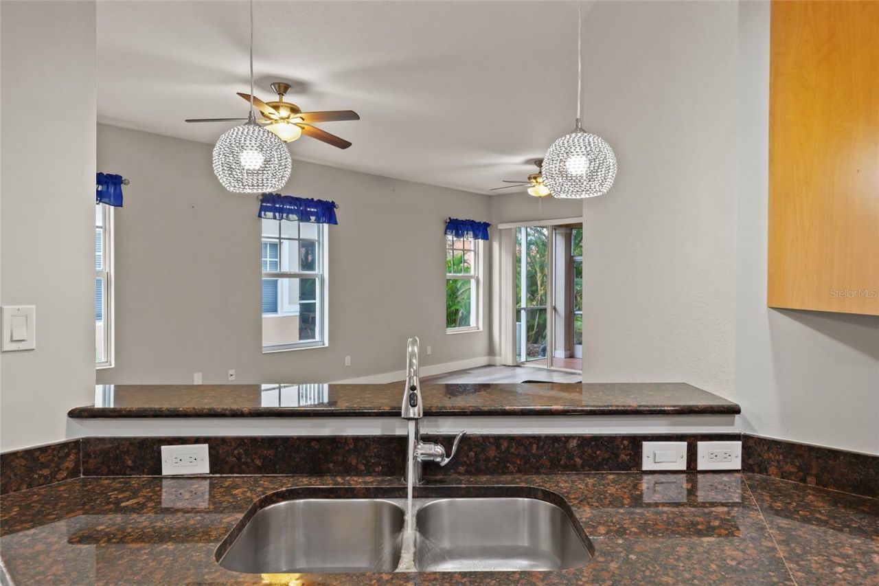 240 W End Drive, Unit 311, Punta Gorda, FL 33950 Photo