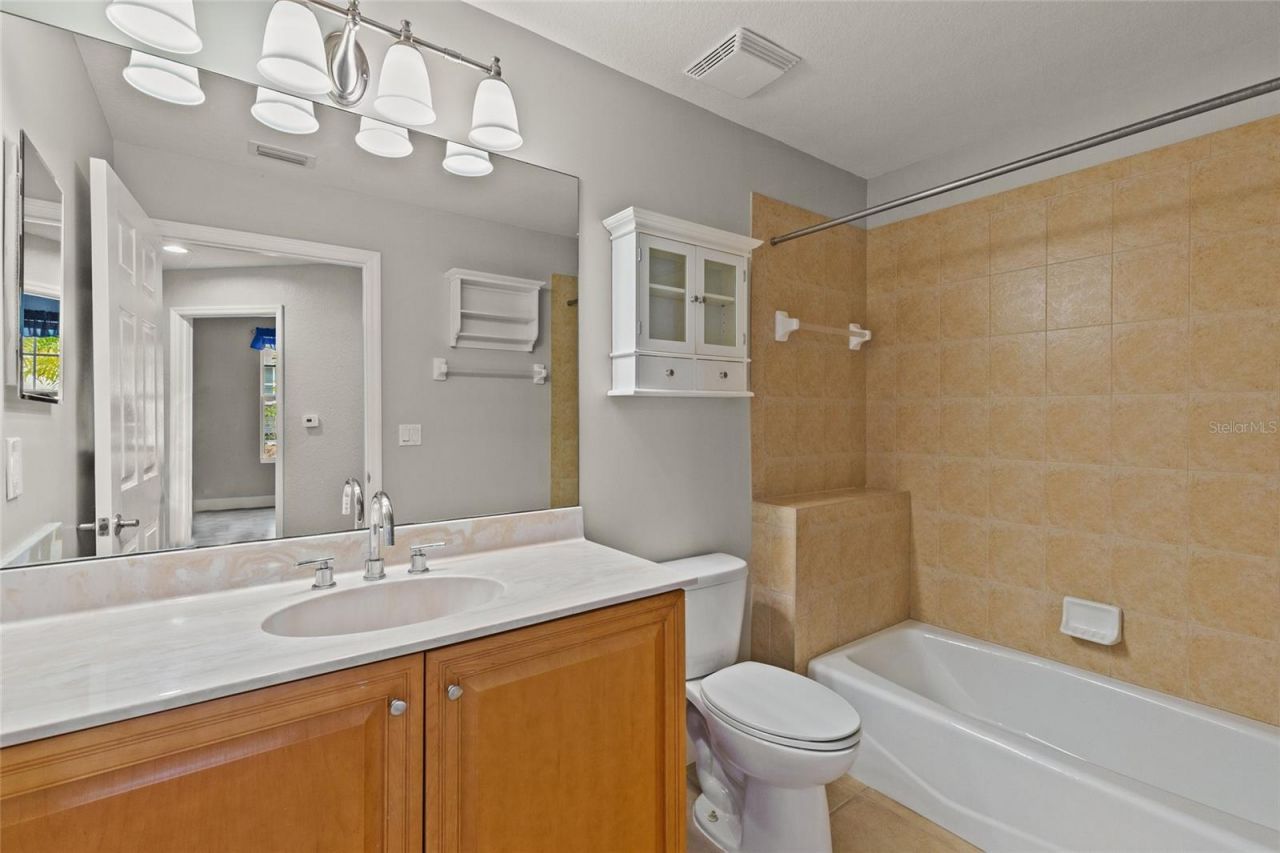 240 W End Drive, Unit 311, Punta Gorda, FL 33950 Photo