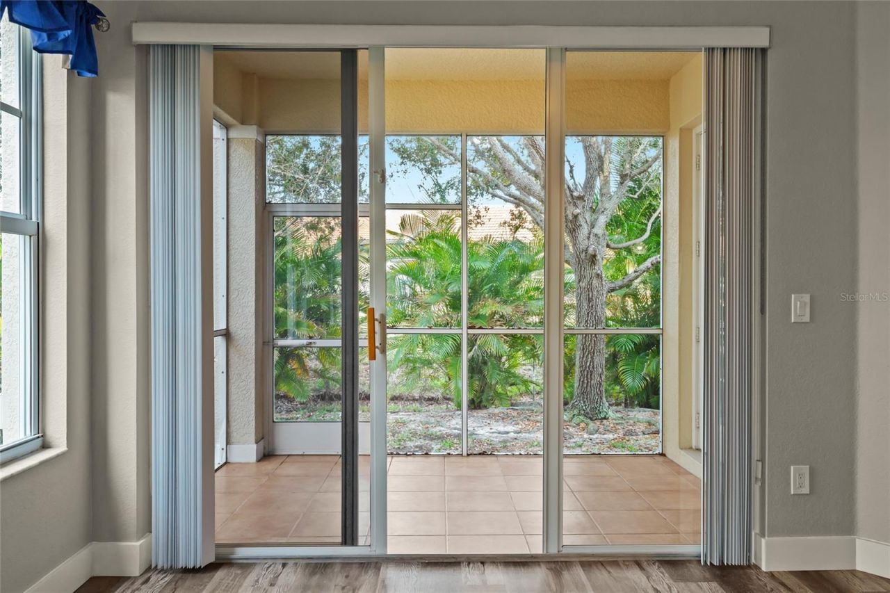 240 W End Drive, Unit 311, Punta Gorda, FL 33950 Photo