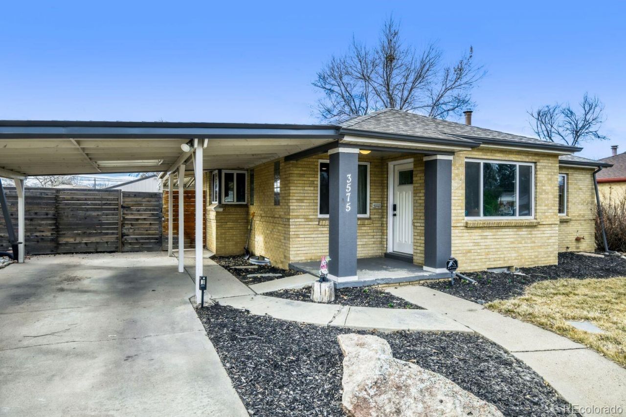 3575 Ivanhoe Street, Denver, CO 80207 Main Photo