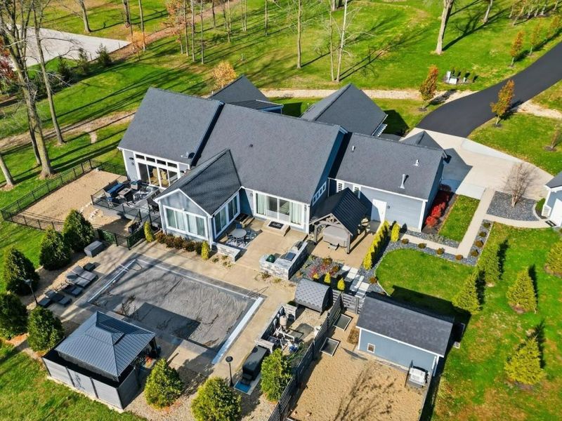 14338 Fancher Road, Westerville, OH 43082 Photo 2