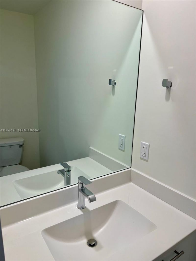 8031 NW 104th Ave , Unit 22, Doral, FL 33178 Photo