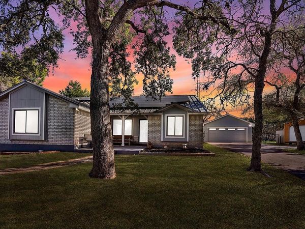 228 Deertrail DR, San Marcos, TX 78666