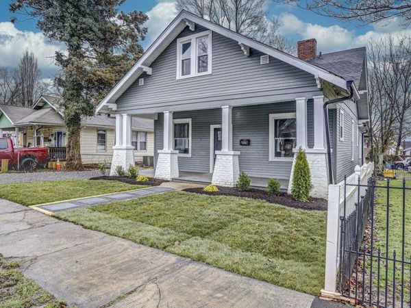 116 West Poplar Street, Johnson City, TN 37604