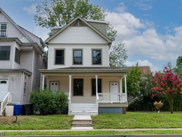 21 Dodd St, East Orange, NJ 07017