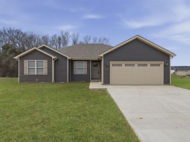 927 Alberta Drive, Bowling Green, KY 42101