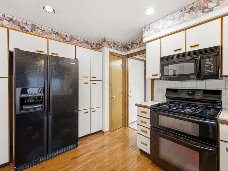 3780 Pine Ridge Drive, Lewis Center, OH 43035 Photo 12