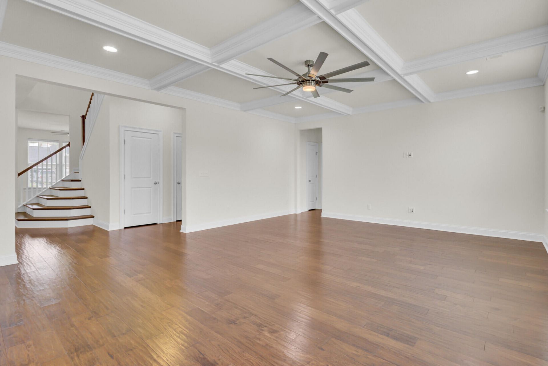 461 Spectrum Road Photo 15