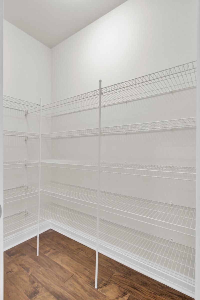 461 Spectrum Road Photo 24