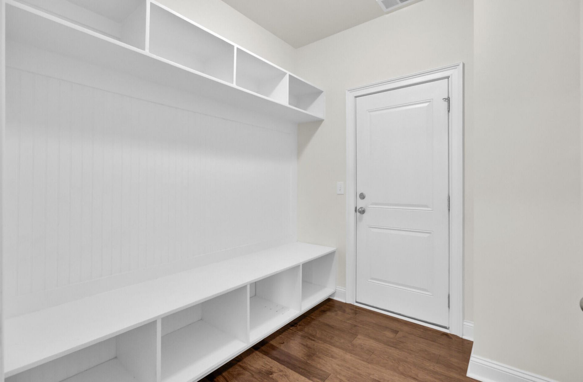 461 Spectrum Road Photo 30