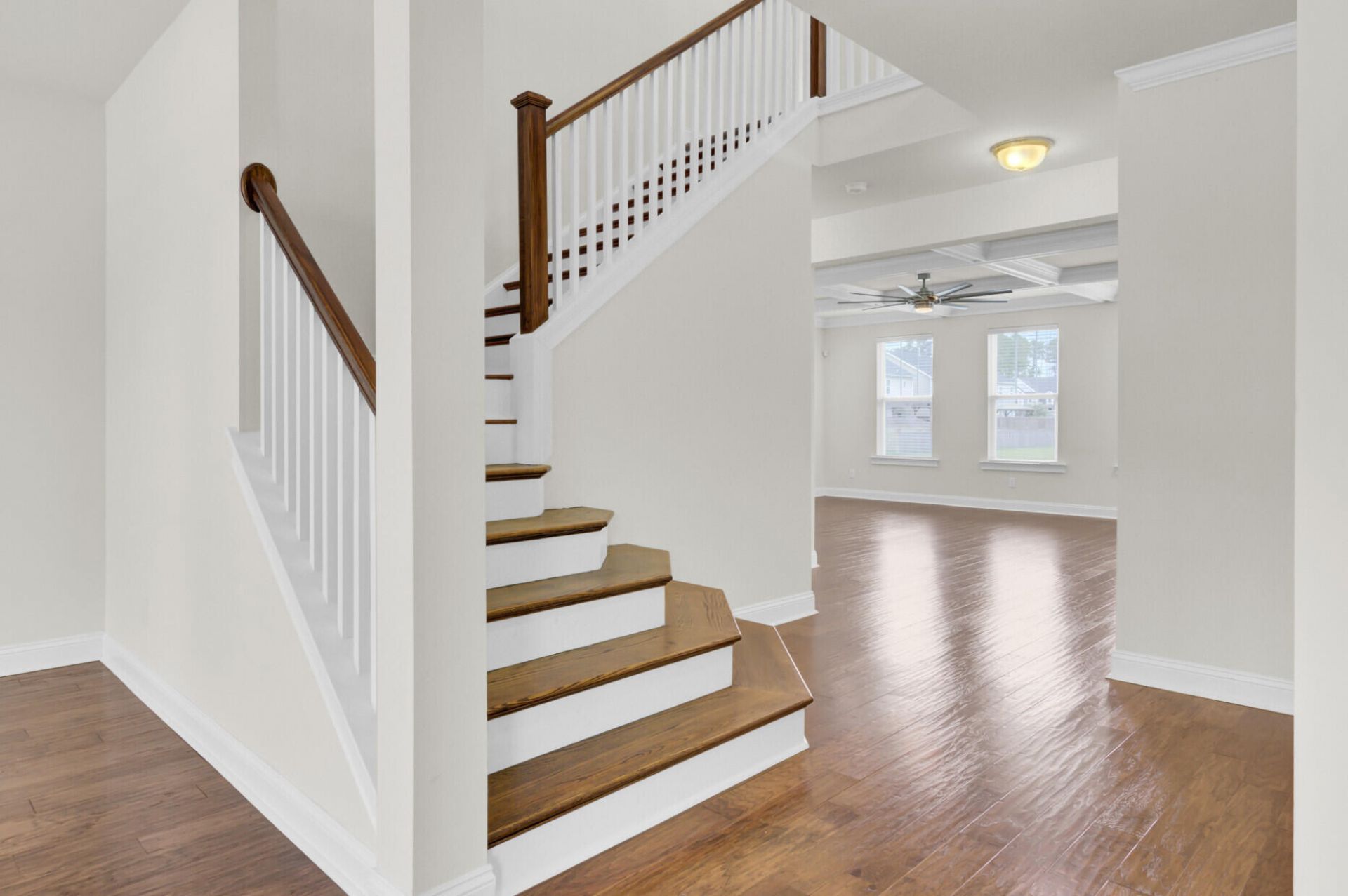 461 Spectrum Road Photo 31