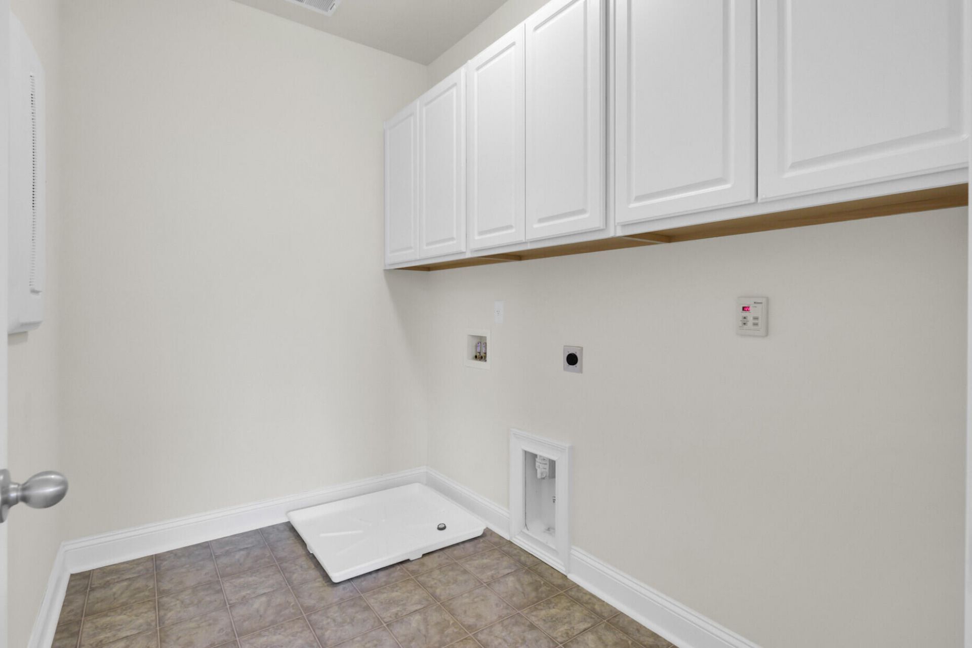 461 Spectrum Road Photo 44