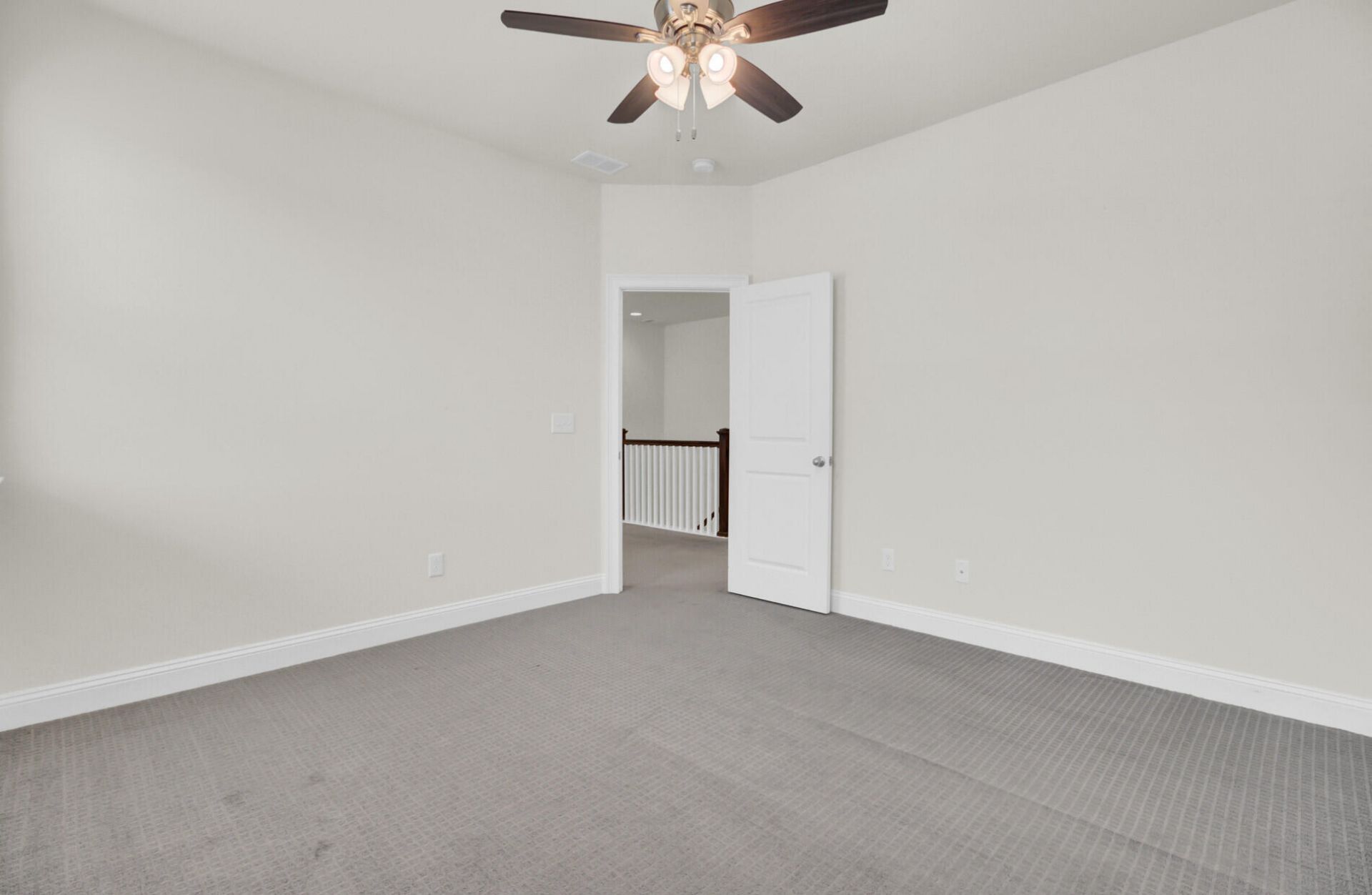 461 Spectrum Road Photo 54