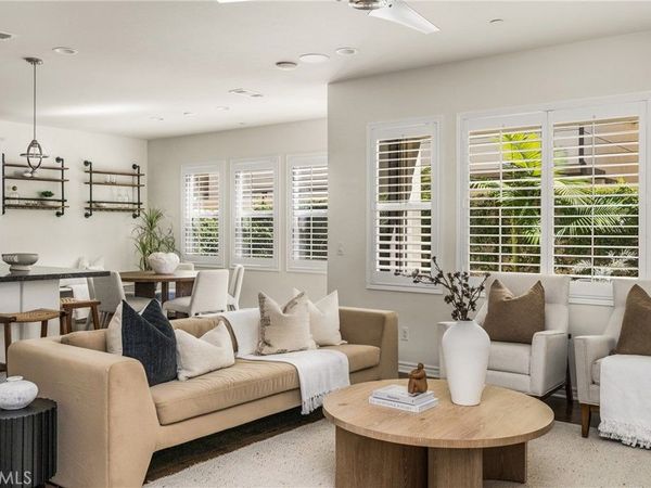 4750 Holly Avenue, Long Beach, CA 90805