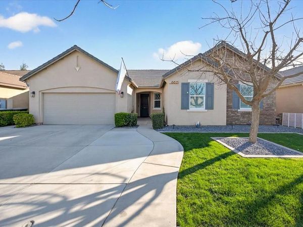 6625 W Vine Court, Visalia, CA 93291