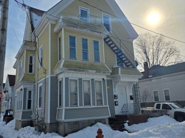 2 Rockland St, New Bedford, MA 02740