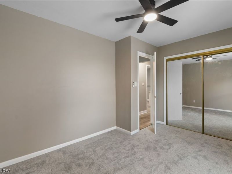 75 W Dartmore Avenue, Akron, OH 44301 Photo 22