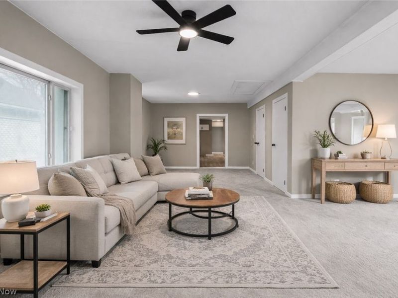 75 W Dartmore Avenue, Akron, OH 44301 Photo 4