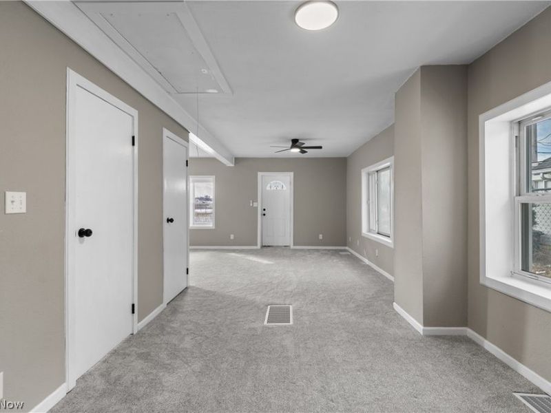 75 W Dartmore Avenue, Akron, OH 44301 Photo 9