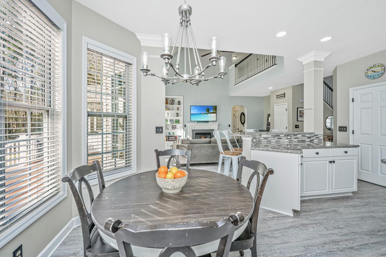 1702 William Hapton Way Photo 25