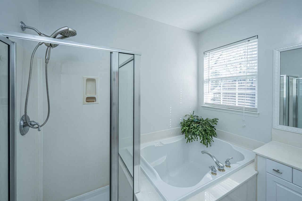 1702 William Hapton Way Photo 33