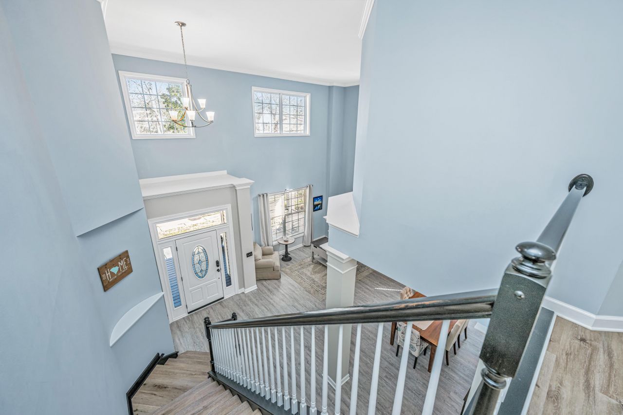 1702 William Hapton Way Photo 7