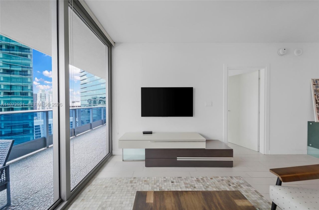 200 Biscayne Boulevard Way , Unit 3811, Miami, FL 33131 Photo