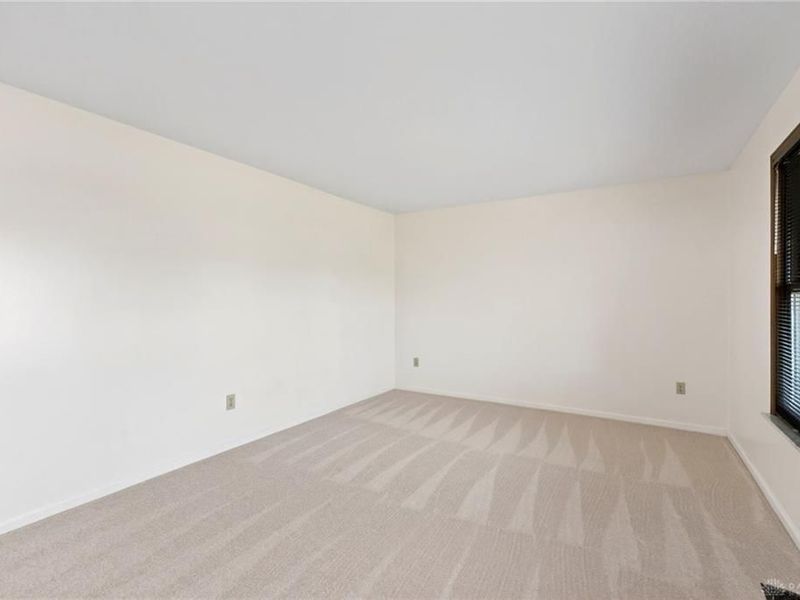 1010 Meadow Lark Drive, Enon Vlg, OH 45323 Photo 14