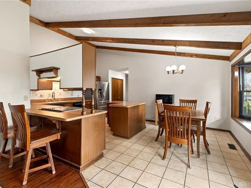 1010 Meadow Lark Drive, Enon Vlg, OH 45323 Photo 19