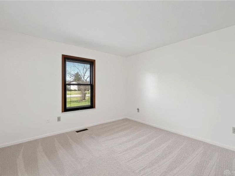 1010 Meadow Lark Drive, Enon Vlg, OH 45323 Photo 40