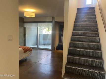 880 S Center Street, Reno, NV 89501 Photo