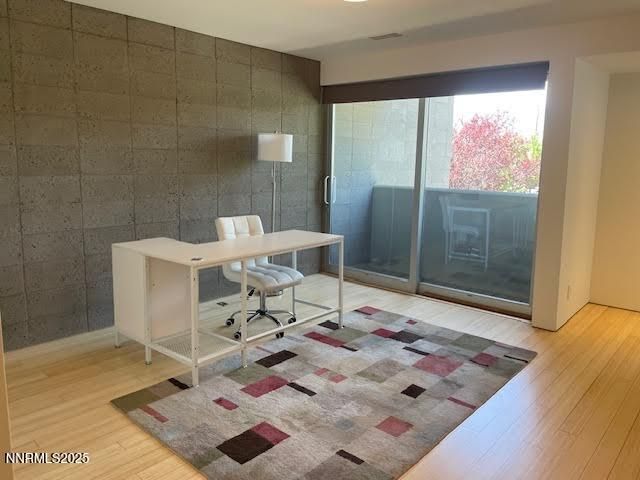 880 S Center Street, Reno, NV 89501 Photo