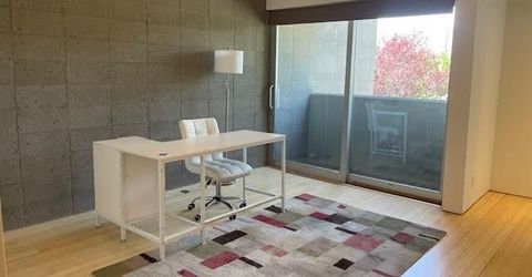 880 S Center Street, Reno, NV 89501 Photo