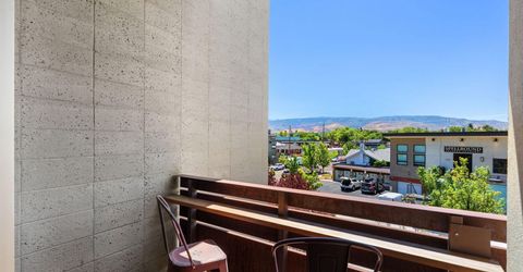 880 S Center Street, Reno, NV 89501 Photo