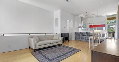 880 S Center Street, Reno, NV 89501 Photo