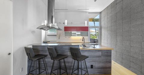 880 S Center Street, Reno, NV 89501 Photo