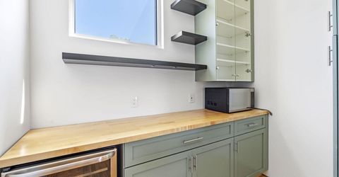 880 S Center Street, Reno, NV 89501 Photo